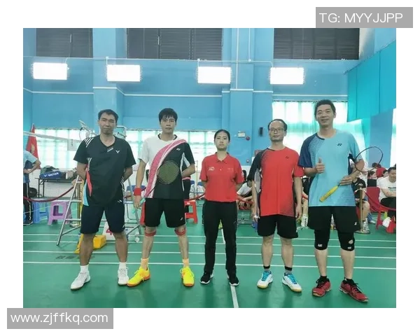 赛后分析:上海羽毛球队与杭州羽毛球队的实力对比与战术探讨 赛后分析:上海羽毛球队与杭州羽毛球队的实力对比与战术探讨