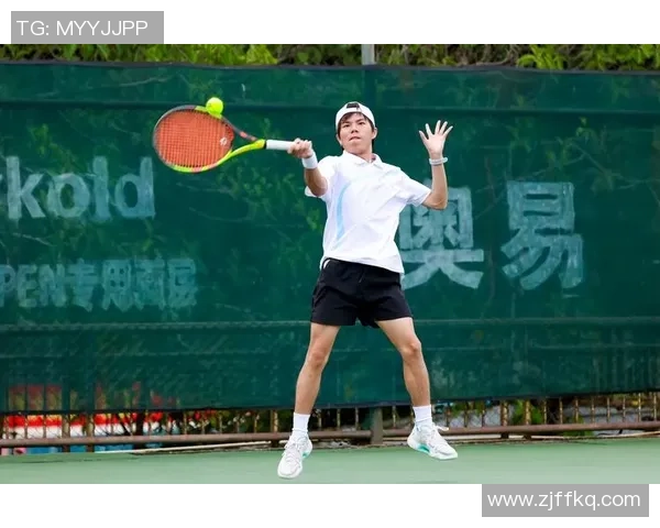 北京网球队在邀请赛中以63分稳居积分榜首位，表现抢眼